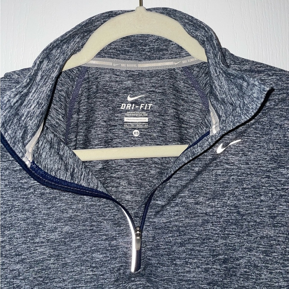 Nike Quarter Zip Sweater - Picture 3 of 7